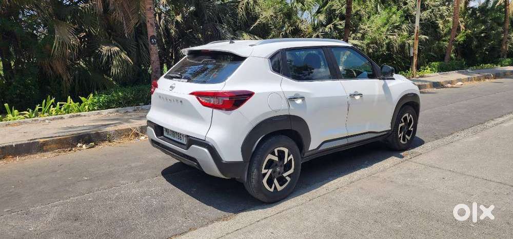 Nissan Magnite 1.0 Xv Premium, 2021, Petrol