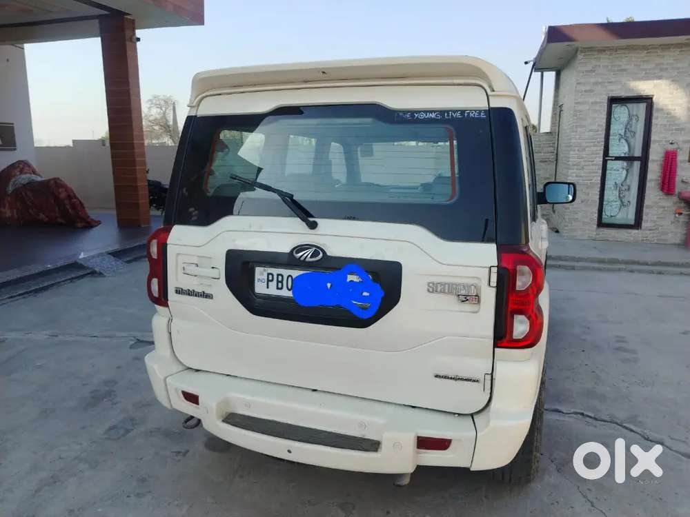 Mahindra Scorpio 2016