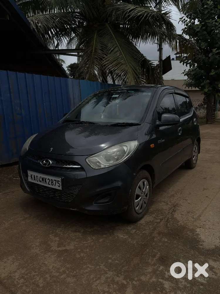 Hyundai I10 2012 Petrol 105000 Km Driven