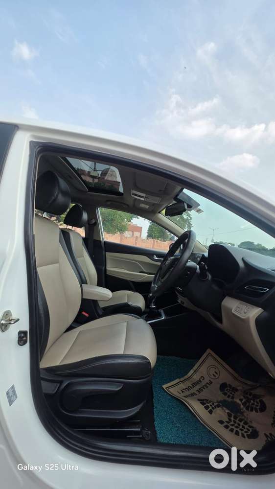 Hyundai Verna 1.5 Sx (o) Diesel Mt, 2022, Diesel