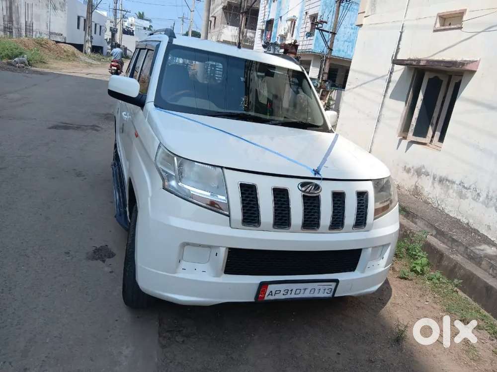 Mahindra Tuv 300 2017 Diesel 150000 Km Driven