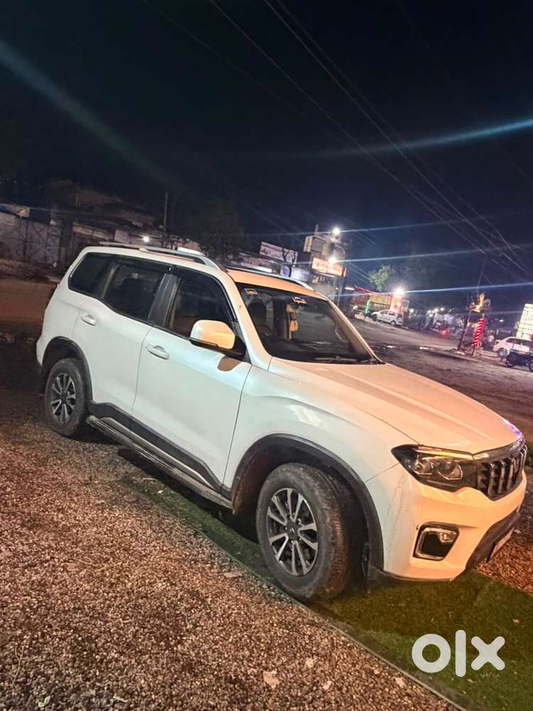 Mahindra Scorpio-n 2025 Z8 Select Manuel Diesel 37000 Km Driven