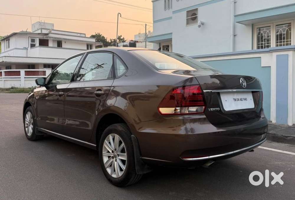 Volkswagen Vento 2013-2015 1.6 Highline, 2015, Petrol