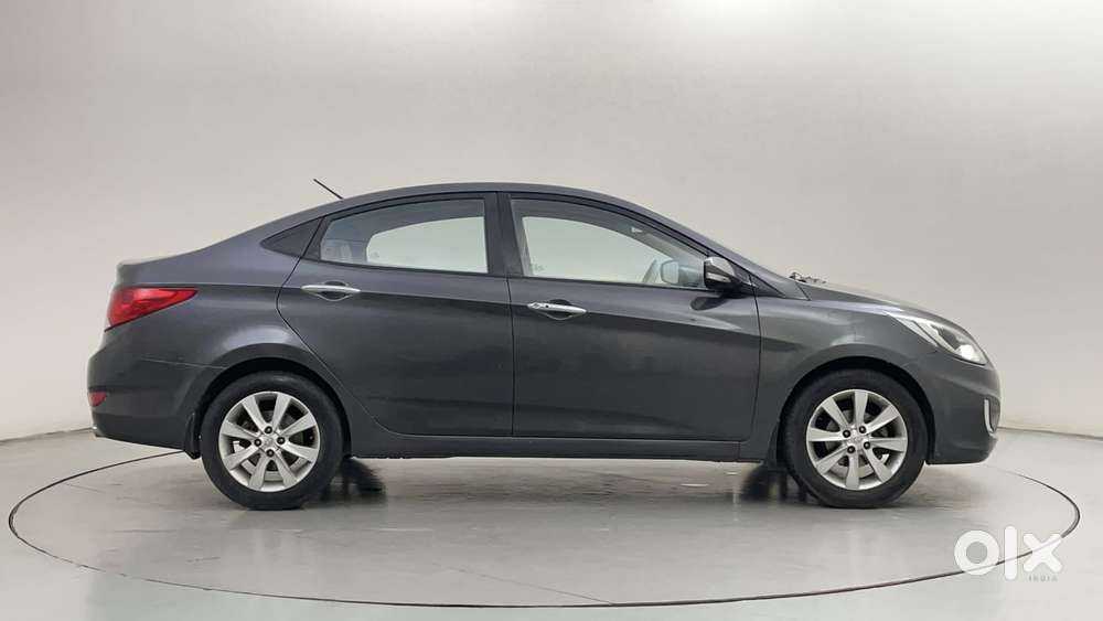 Hyundai Verna Fluidic 1.6 Vtvt Sx Opt, 2013, Petrol