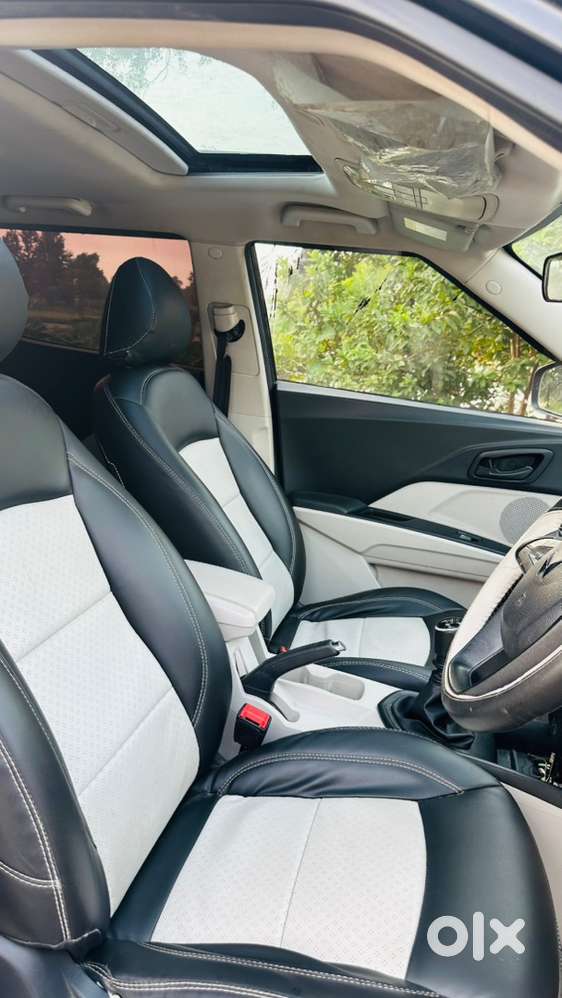 Mahindra Xuv300 2023 Petrol Good Condition