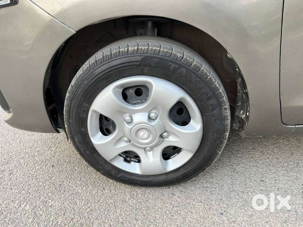 Maruti Suzuki Ertiga Vxi Shvs, 2022, Petrol