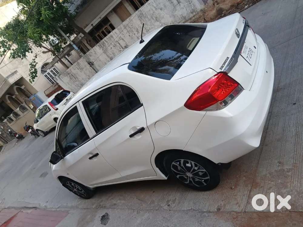 Honda Amaze 2015 Petrol In Excellent Condition