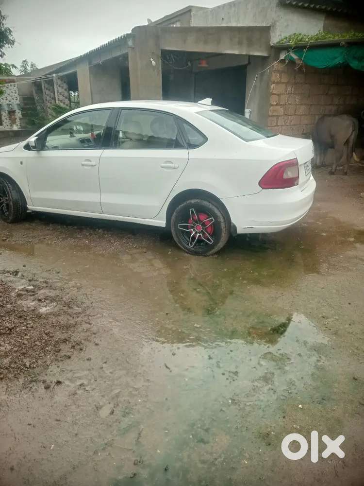 Skoda Rapid 2012 Diesel 107000 Km Driven
