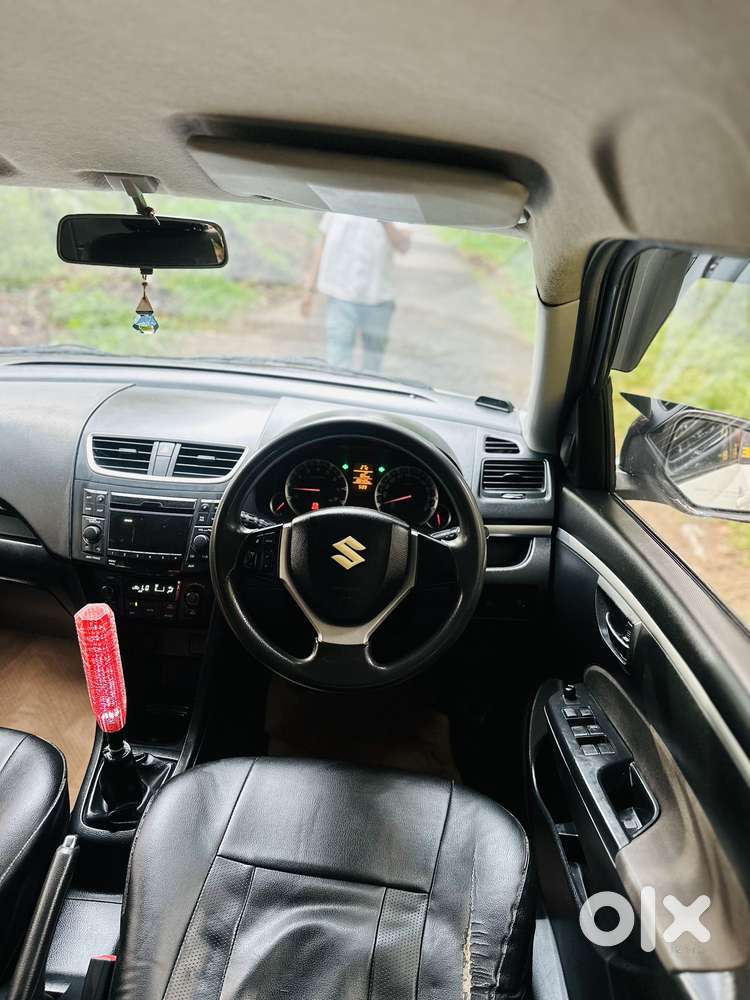 Maruti Suzuki Swift Zxi Plus Dual Tone, 2014, Petrol