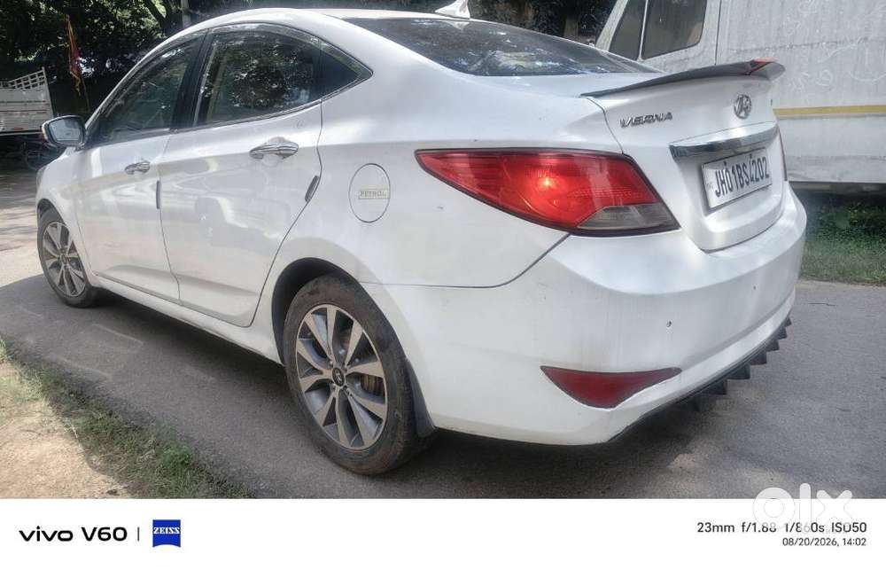 Hyundai Verna Crdi Vgt 1.5, 2015, Petrol