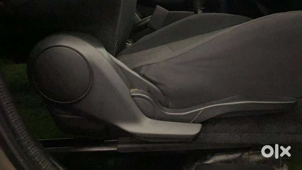 Maruti Suzuki Swift Vxi, 2021, Petrol