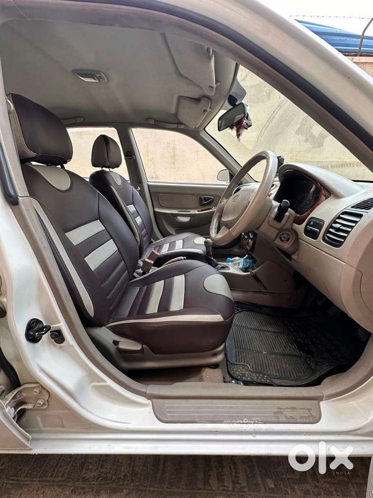 Hyundai Accent Executive, 2010, Petrol