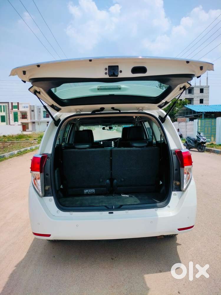 Toyota Innova Crysta 2.4 Zx Mt, 2024, Diesel