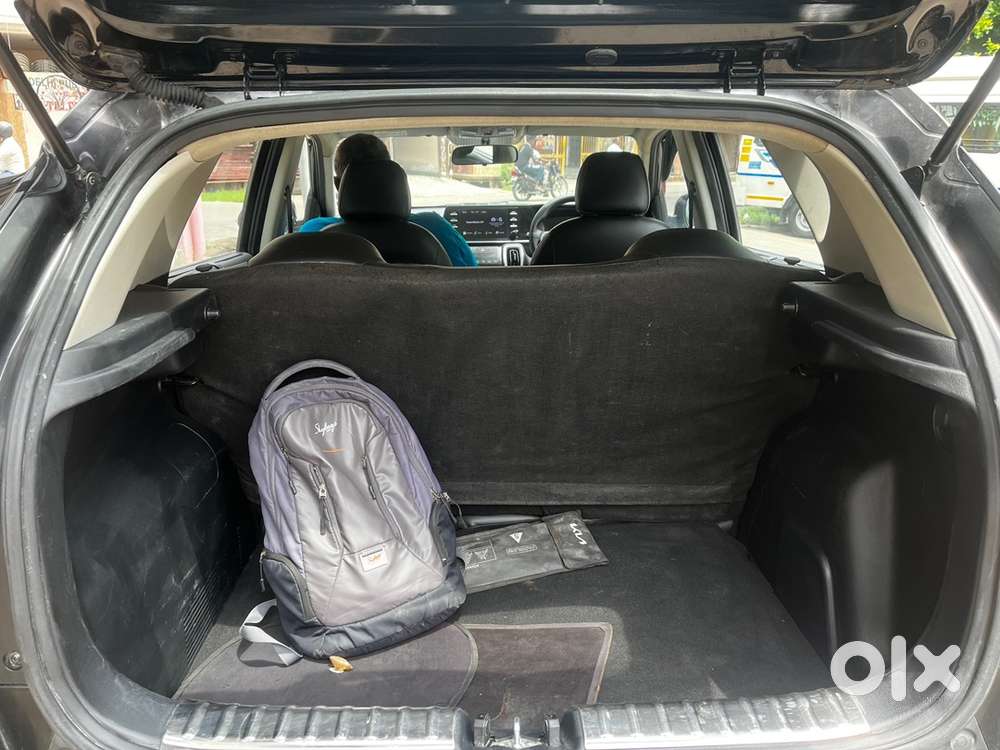 Kia Sonet Htk Optional With Sunroof