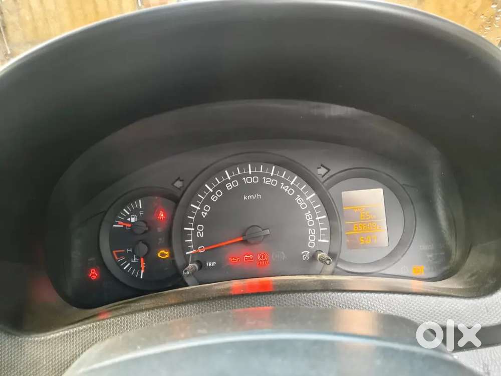 Maruti Suzuki Swift 2017 Lxi 69500 Km