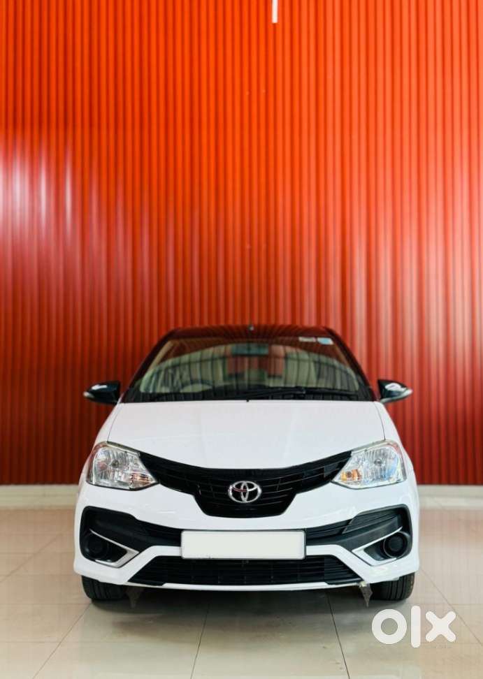 Toyota Etios Liva 1.2 V, 2019, Petrol
