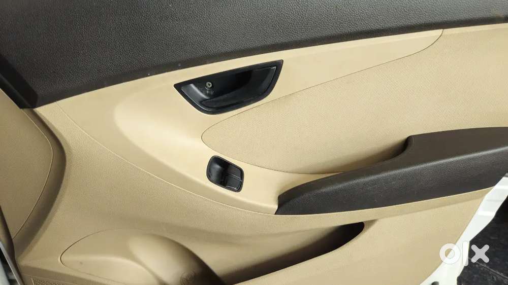 Hyundai Eon 2017 Teacher Driven Car