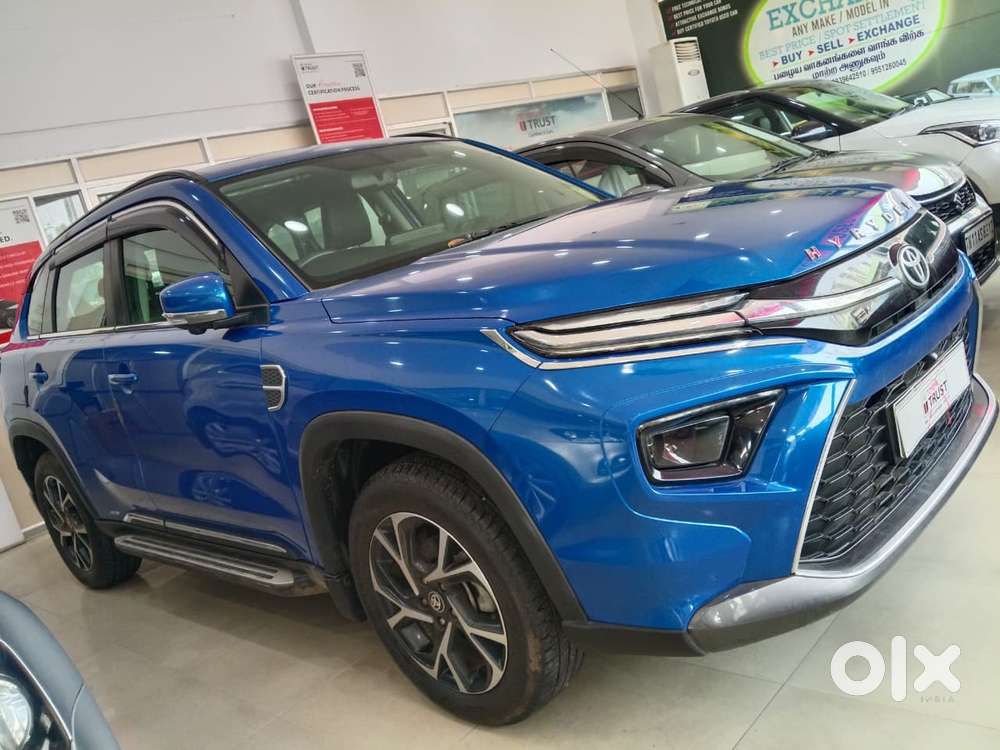 Toyota Urban Cruiser Hyryder, 2023, Petrol