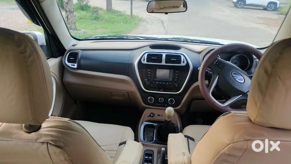 Mahindra Tuv 300 2020