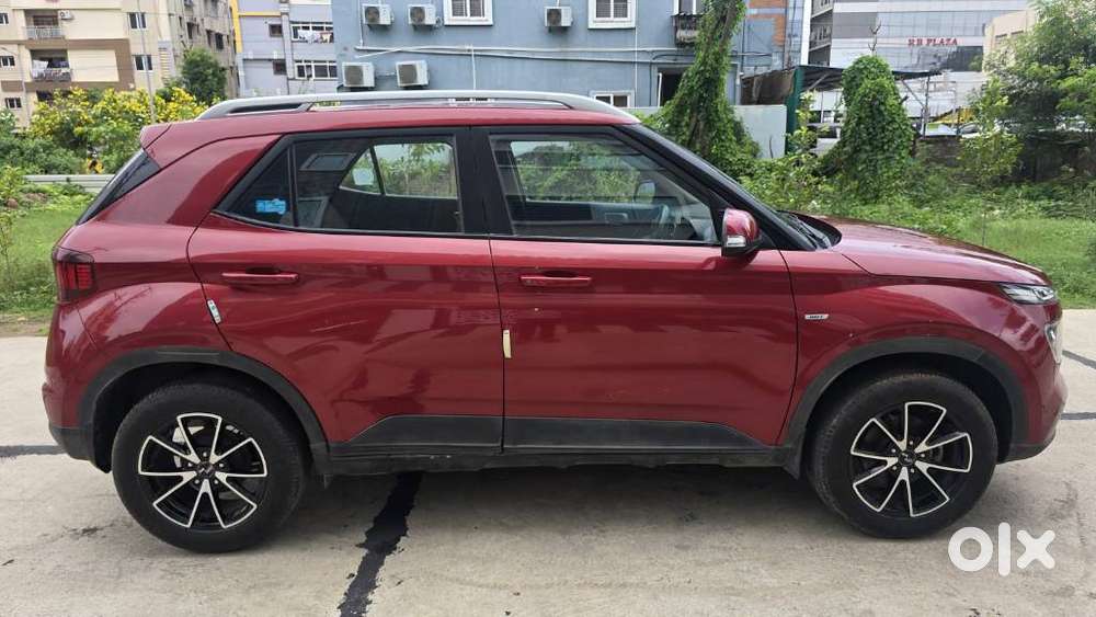 Hyundai Venue 1.0 Sx Turbo Imt, 2022, Petrol