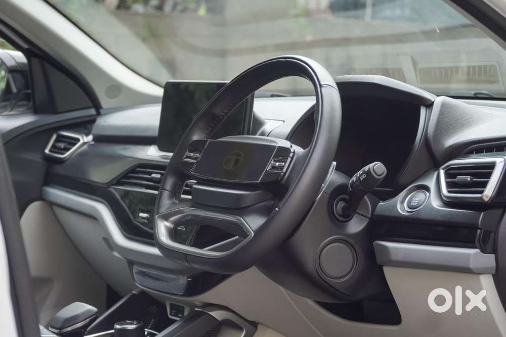 Tata Safari Pure Plus S At, 2025, Diesel