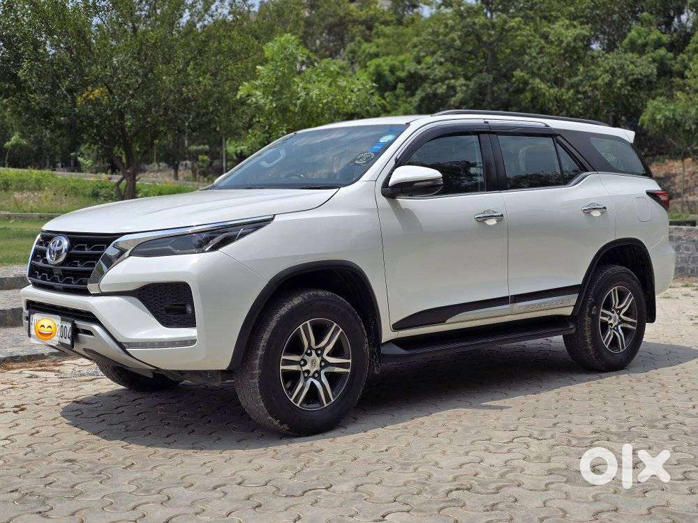 Toyota Fortuner 3.0 4x2 Automatic, 2022, Petrol