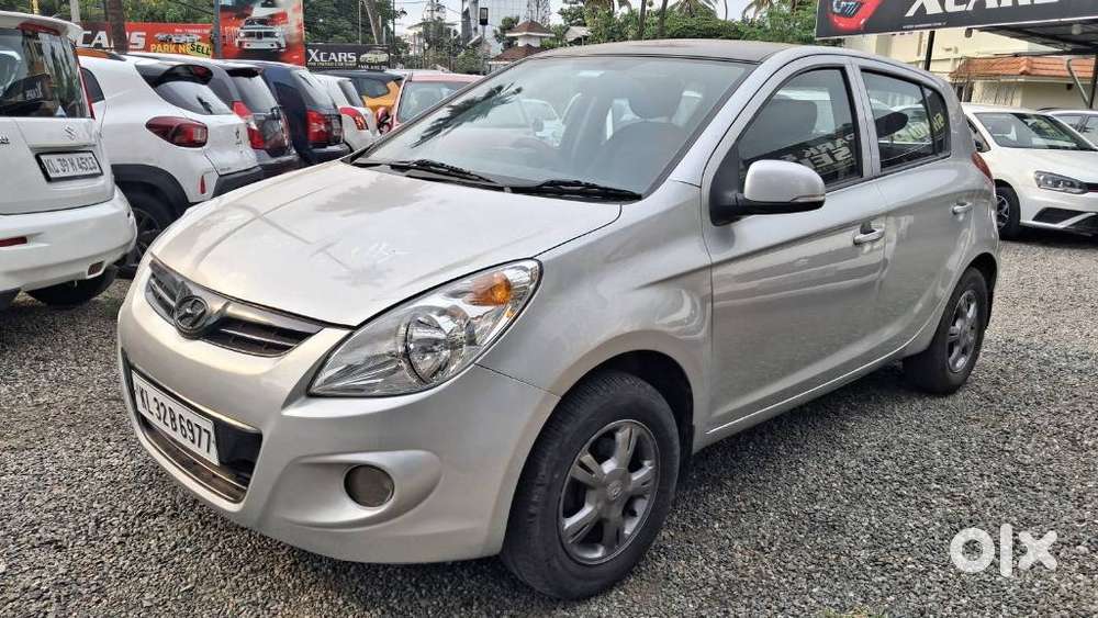Hyundai I20 Asta 1.4 Automatic (o) With Sunroof, 2010, Petrol