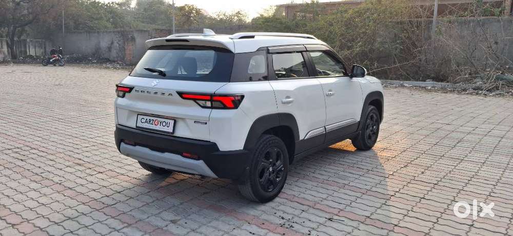 Maruti Suzuki Brezza 1.5 Zxi At Smart Hybrid, 2023, Petrol