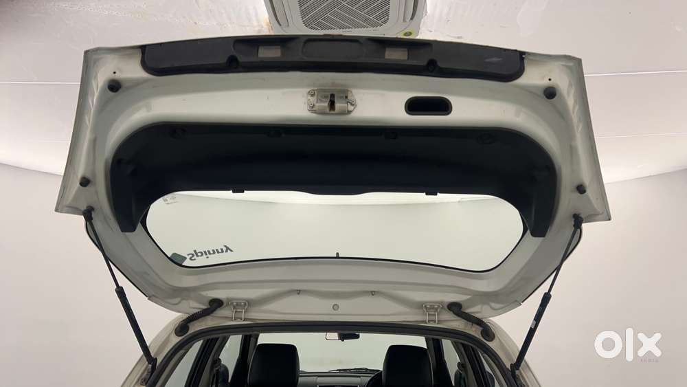 Maruti Suzuki Swift Vvt Vxi, 2012, Petrol
