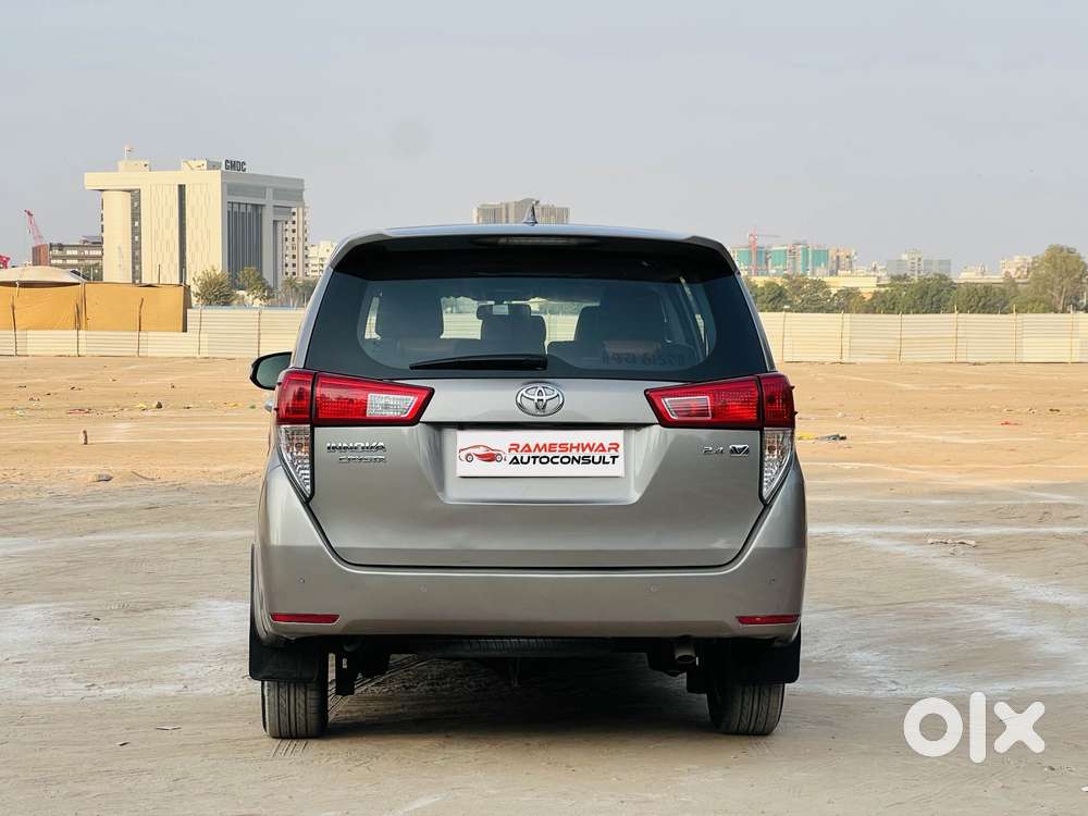 Toyota Innova Crysta 2.4 V 8 Str, 2022, Diesel