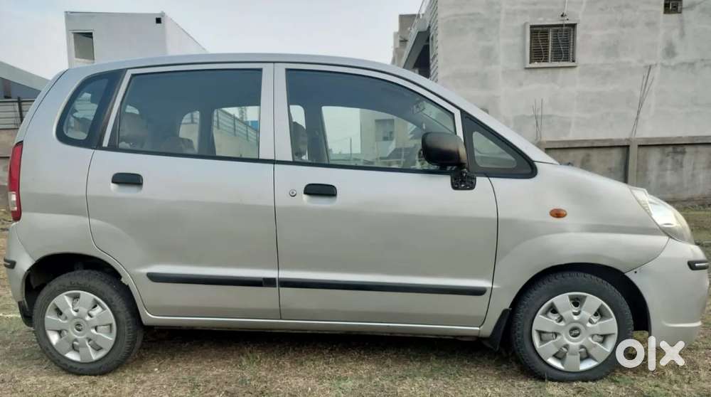 Maruti Suzuki Zen Estilo Lxi Bs Iv, 2013, Petrol