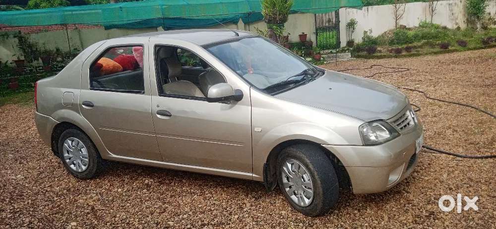 Mahindra Logan Petrol 1.4 2008