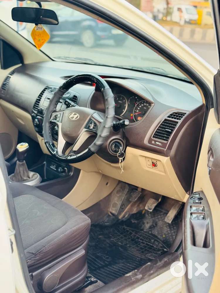 Hyundai I20 1.4 Asta Optional With Sunroof, 2012, Diesel