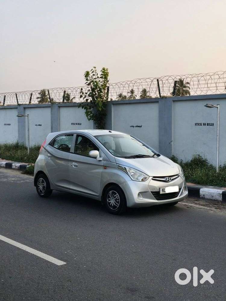 Hyundai Eon Era +, 2017, Petrol
