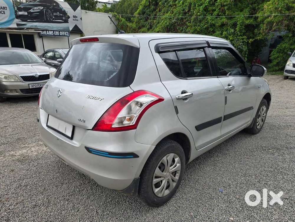 Maruti Suzuki Swift Vxi, 2017, Petrol