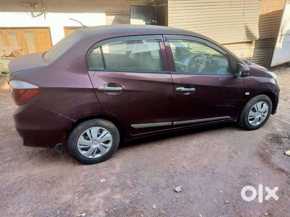 Honda Amaze, 2016, Petrol
