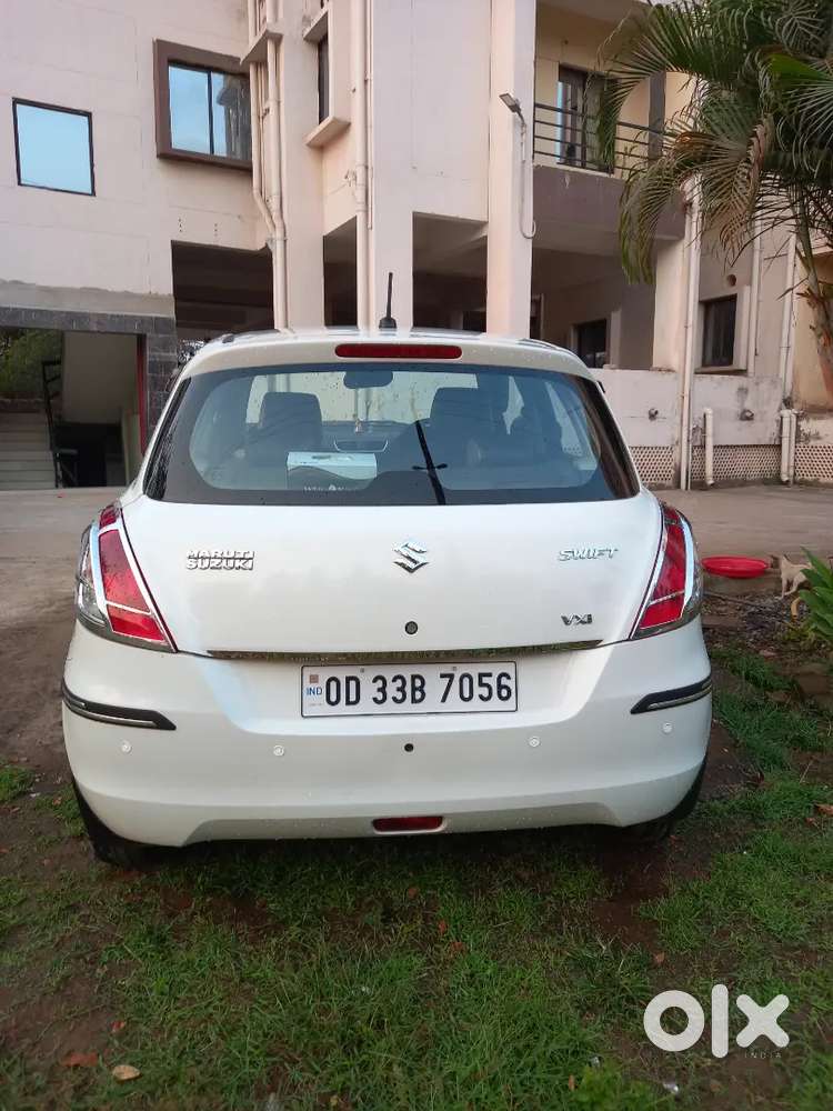 Maruti Suzuki Swift 2015 Petrol Well Maintained