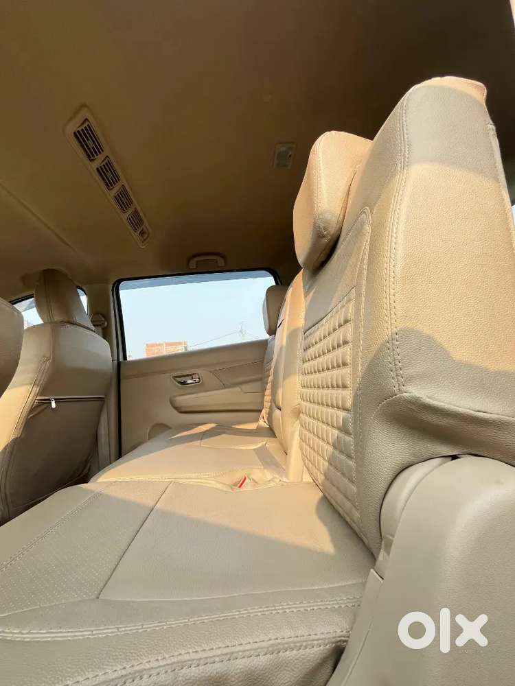 Maruti Ertiga Vxi O Petrol