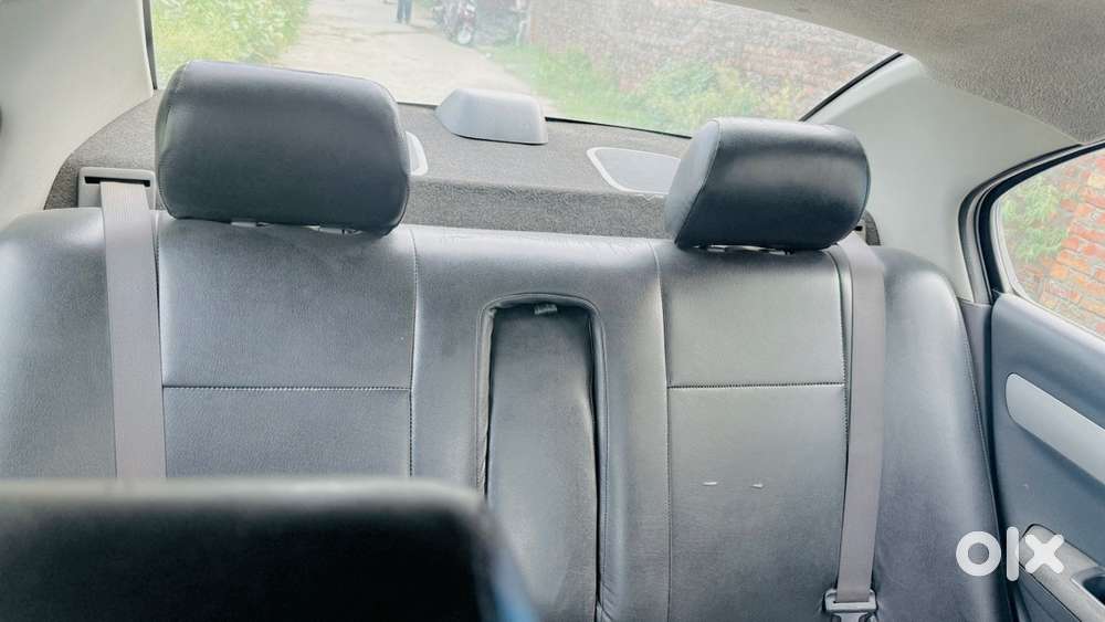Swift Dzire Maruti 2011