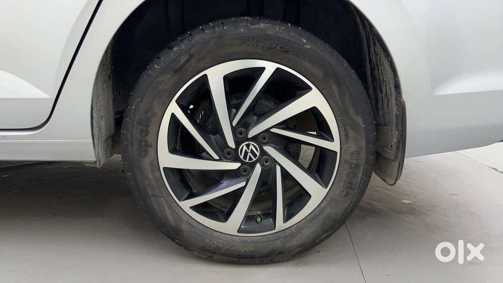 Volkswagen Virtus 1.0 Topline Tsi At, 2023, Petrol