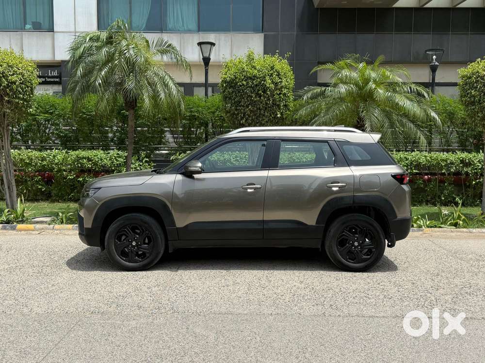 Maruti Suzuki Vitara Brezza 1.5 Zxi At, 2023, Petrol