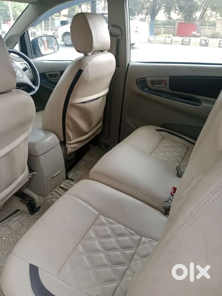Toyota Innova G 2009