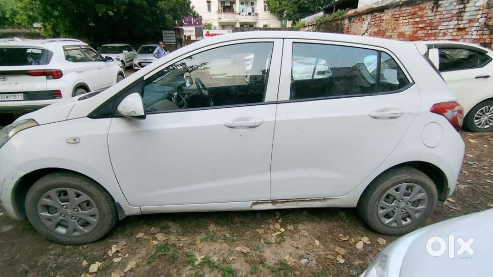 Hyundai Grand I10 Magna Blue Drive, 2015, Petrol
