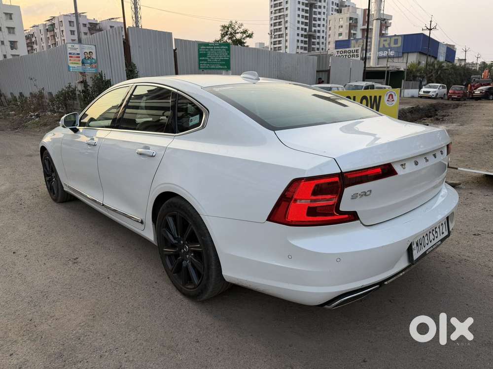 Volvo S90 D4 Momentum, 2018, Diesel