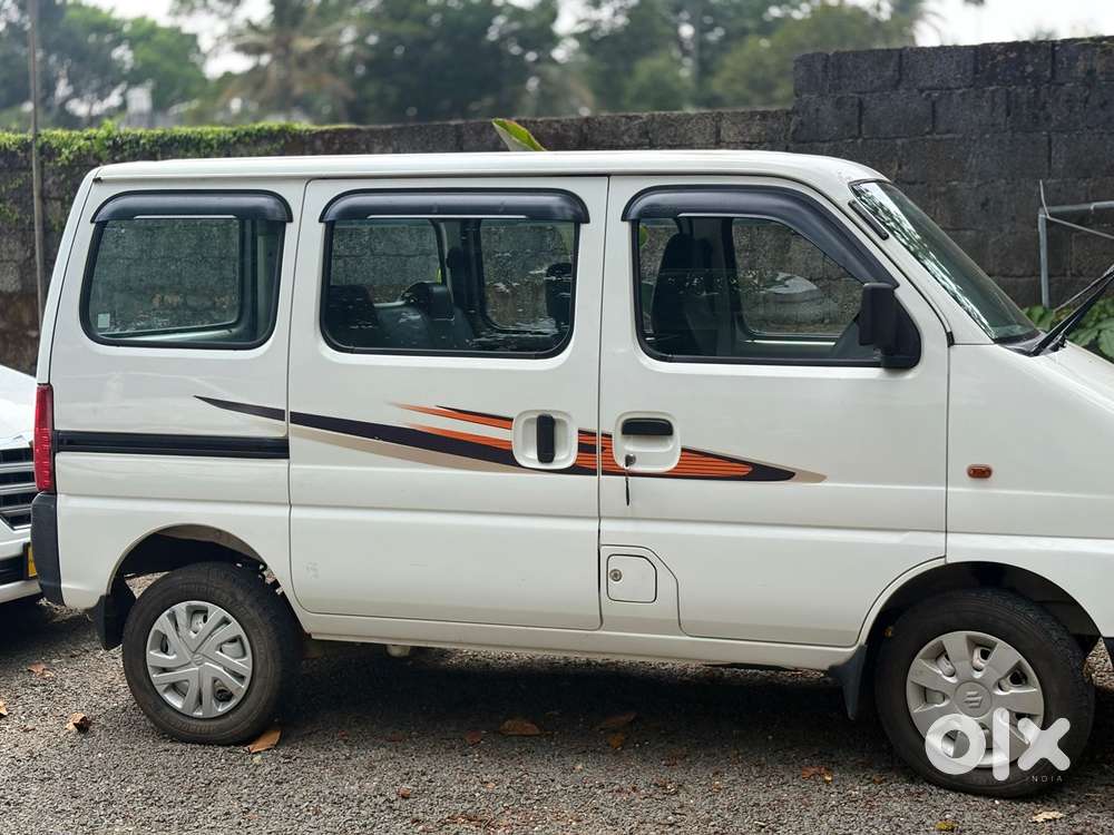 Maruti Suzuki Eeco 5 Str Ac (o), 2020, Petrol