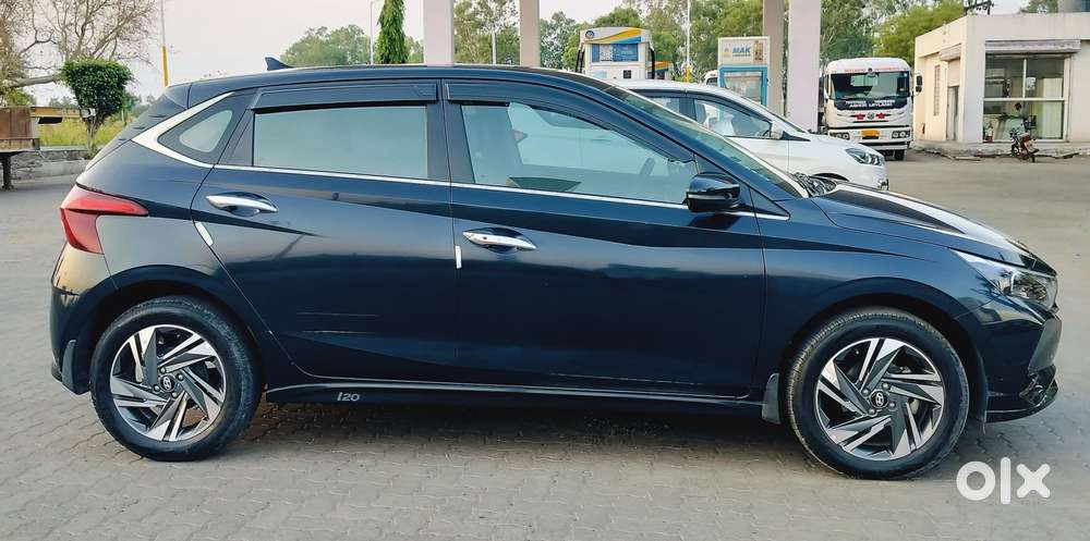 Hyundai I20 Asta (o) 1.2 Mt, 2022, Petrol