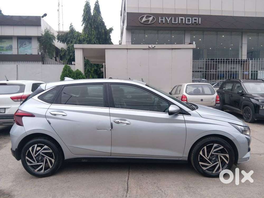 Hyundai I20 Asta 1.2 Ivt, 2024, Petrol