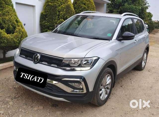 Volkswagen Taigun 1.0 Tsi Highline At, 2023, Petrol