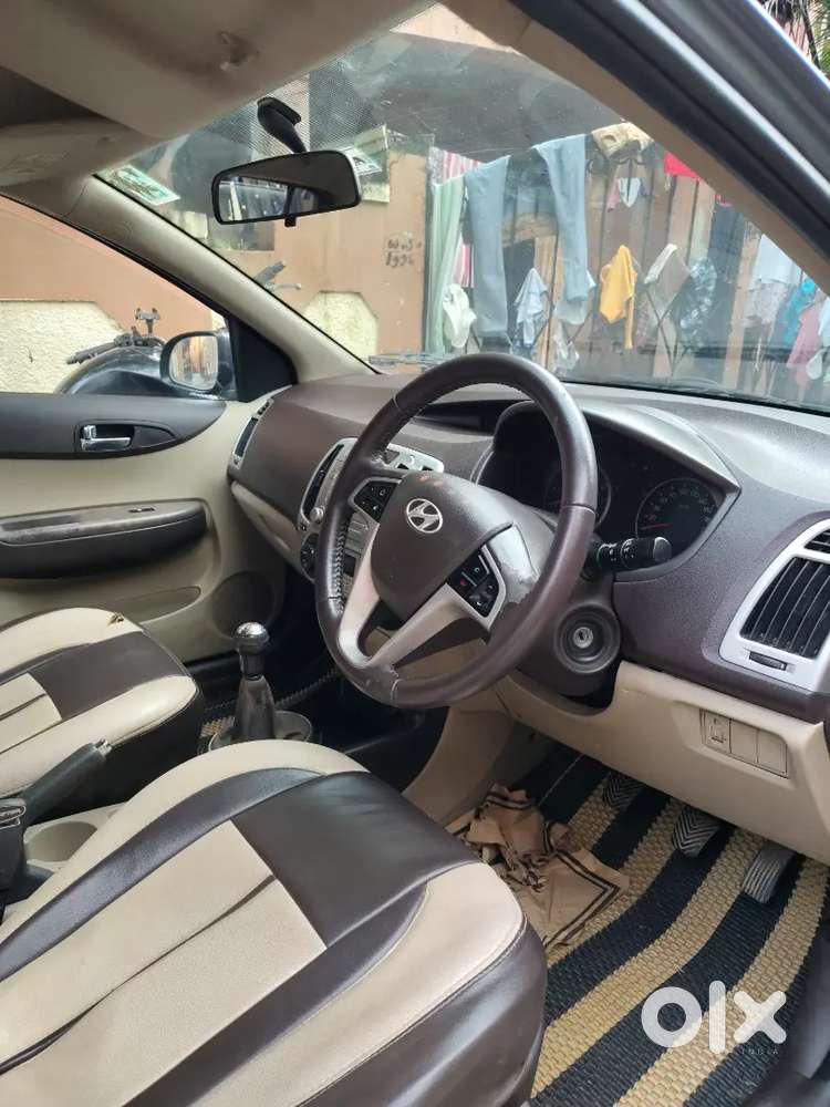 Hyundai I20 Asta 2011 Manual