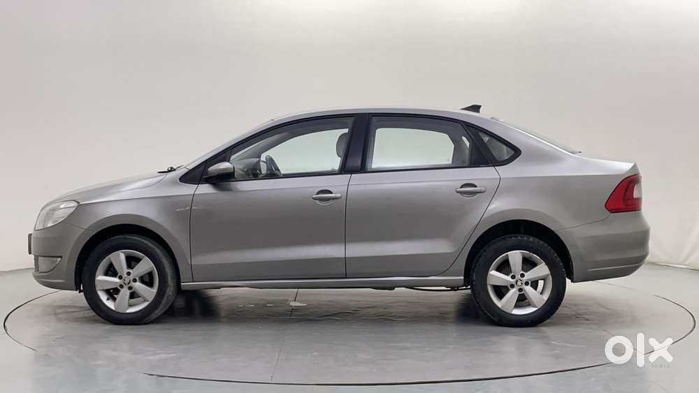 Skoda Rapid 1.5 Tdi At Style Plus, 2016, Diesel